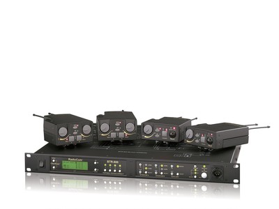 BTR 800 avec 2 TR 800 et 2 TR 825 (Gamme de fréquence F1) Image 1