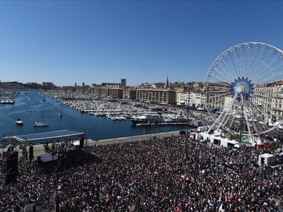 MÉLENCHON au Vieux Port à Marseille